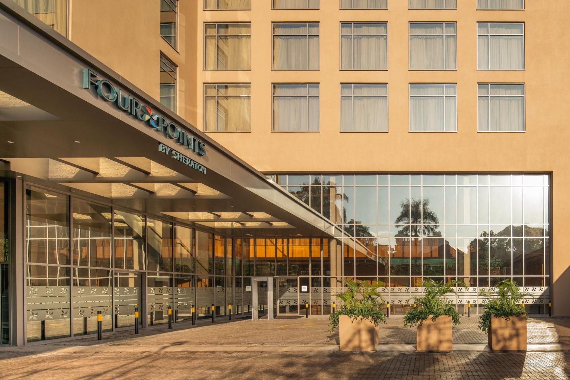 Four Points By Sheraton Kampala Exterior foto